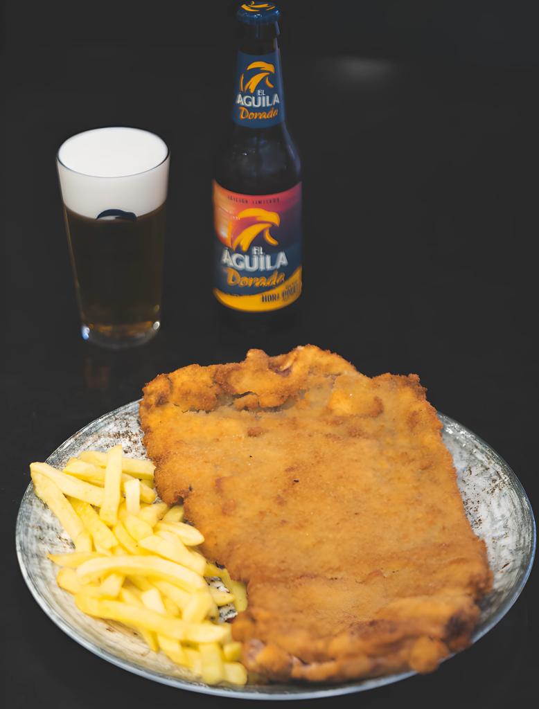 Imagen de Cachopo con Patatas y una Cerveza